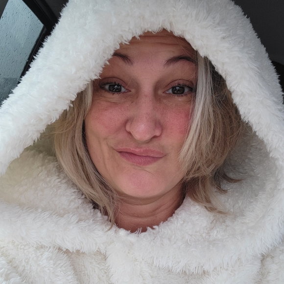 Meet your Posher, Vanessa - Picture 4 of 7